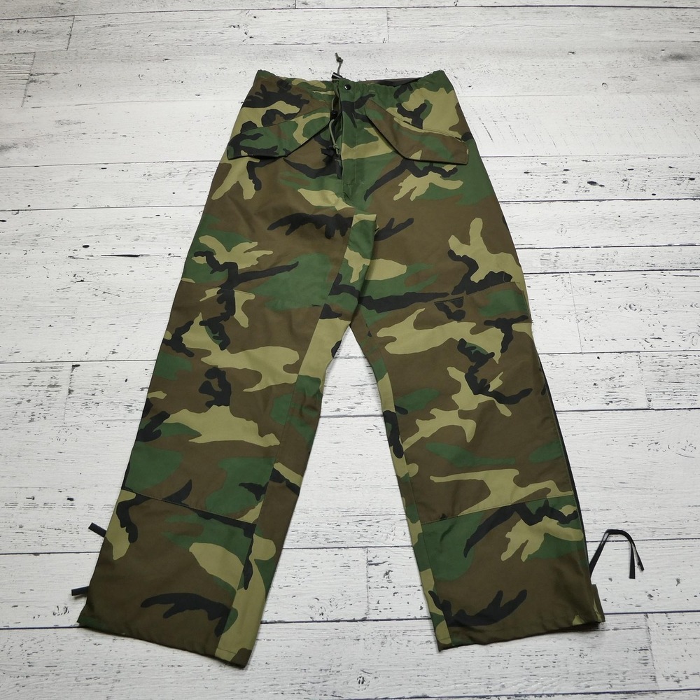 Vintage US Military ECWCS Trousers Mens Small Regular Woodland Camo Gore-Tex